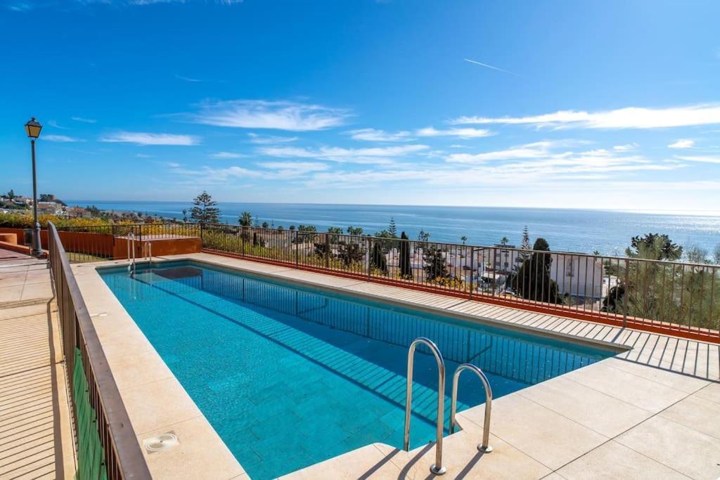 Adosado Con Vistas Al Mar Desde La Piscina Con Bbq Villa Velez Malaga Exterior foto